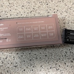 mudeアイシャドウとマキアージュアイシャドウの画像