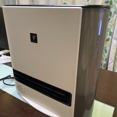 SHARP加湿ファンヒーターHK-RK12の画像