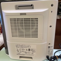 SHARP加湿ファンヒーターHK-RK12の画像