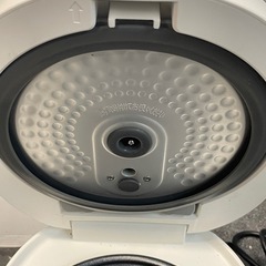 【中古】3合炊飯ジャー　2024年製　スタッフ一押し 【IK50】　の画像