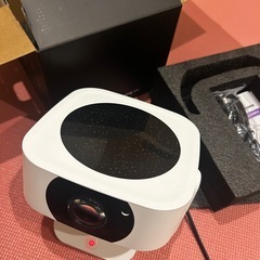 【使用回数2回】NUTROMO 家庭用プロジェクター Android TV搭載・2025年の画像