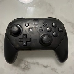 任天堂スイッチ プロコントローラーの画像