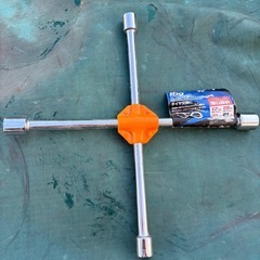 アルミホイール用クロスレンチの画像