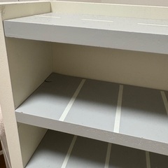 3coinsミニカー収納台の画像