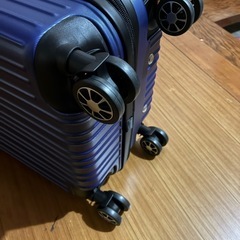 VARNIC キャリーケース　ブルー　新品未使用　の画像