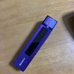 WALKMANとスピーカーの画像