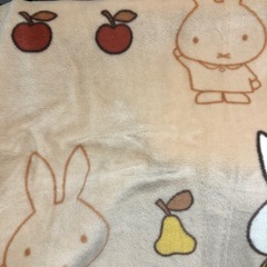 ミッフィ　フリース膝掛けの画像