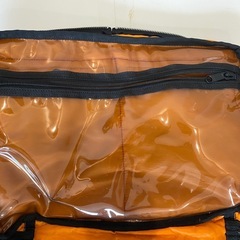 ポーター タンカー 2室 ショルダーバッグ A4可能 ブラック の画像