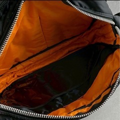 ポーター タンカー 2室 ショルダーバッグ A4可能 ブラック の画像