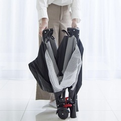 ベビーベッド　折り畳み　カトージの画像