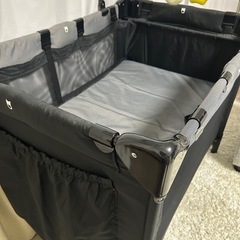 ベビーベッド　折り畳み　カトージの画像