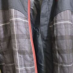 アディダス　コートの画像