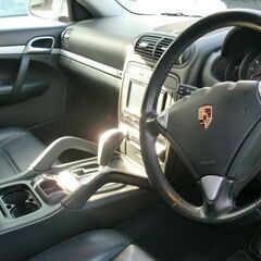 ❑全国自社ローン対応❑ 　　◎平成16年7月登録ポルシェ カイエン　の画像