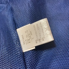 ほぼ新品　
ウインドブレーカー　プーマ　メンズ　Lの画像