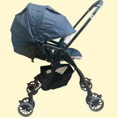 ④【超美品⭐️】新生児から使用可能⭕️ 【combi】コンビホワイトレーベルメチカルハンディオート4キャスエッグショックHGの画像