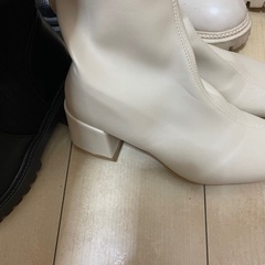 ブーツ　4足set 22.5の画像