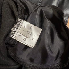 レザー　タイトスカート　ショートパンツ　　の画像