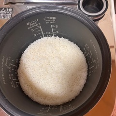 Panasonic スチームIHジャー炊飯器 5.5合炊き SR-SH104の画像