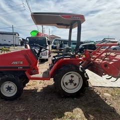 A-155トラクターの画像