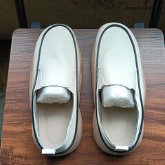 新品 24.5cm レディース スリッポン ホワイト シューズ 靴 カジュアル 識別番号:(955-ZS)の画像