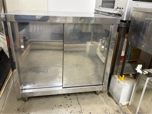 ステンレス　食器棚　作業代　 調理台 厨房　業務用 飲食店　 吊戸棚　750×450×700