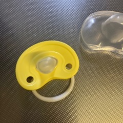 おしゃぶりの画像