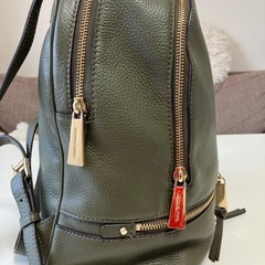 Michael kors リュックの画像