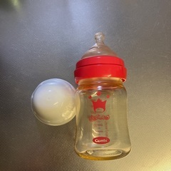 哺乳瓶の画像