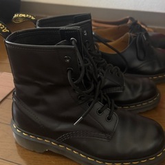 ドクターマーチン ブラック レースアップブーツ US 7 24cmの画像