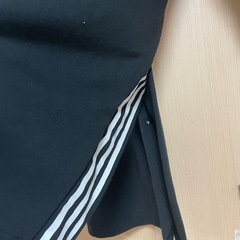 adidas ロングジャンパーの画像