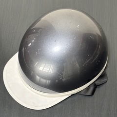 バイク　半ヘルメット　半帽　　半ヘル　ヘルメット　
シルバーの画像