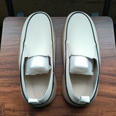 新品 24.5cm レディース スリッポン ホワイト シューズ 靴 カジュアル 識別番号:(951-ZS)の画像