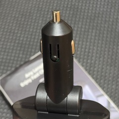 【美品】巻き取り式4in1車用充電器 Type-C USB シガーソケット急速充電機
の画像