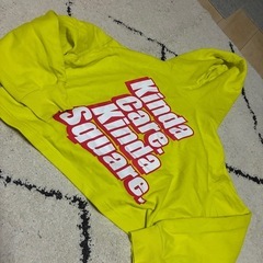 スポンジボブぱーかーパーカーの画像