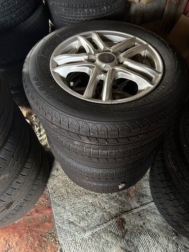 冬タイヤ　アルミ付き165 70 R14