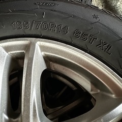 冬タイヤ　アルミ付き165 70 R14の画像