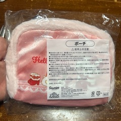 キティちゃんポーチの画像