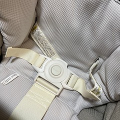 Combi ネムリラ Simplightハイチェア マーブルベビザらス限定カラーの画像