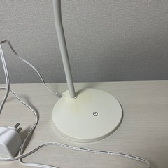 (取引中)卓上ライトの画像