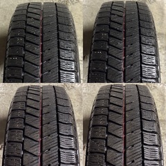 C-39 タイヤ 中古 BRIDGESTONE STUDLESS BLIZZAK VRX3 155/65R13の画像