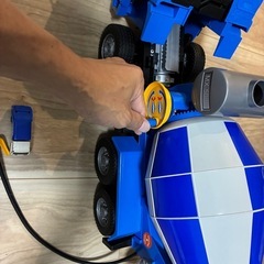 大きな車のおもちゃの画像