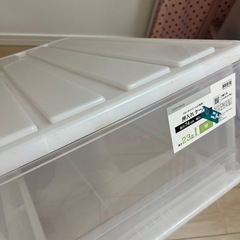 ニトリ押し入れケースMの画像