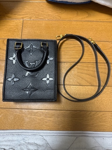 ルイ　ヴィトン