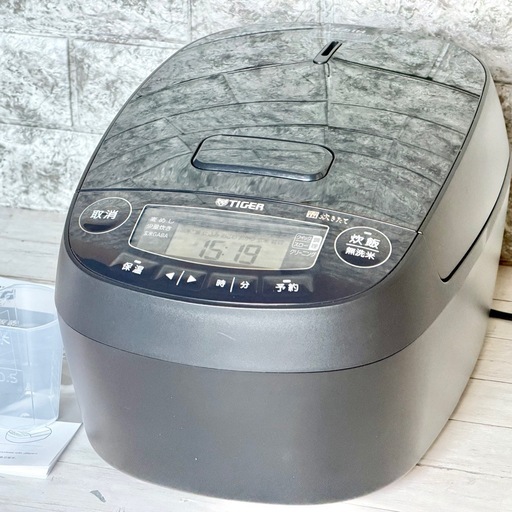 2025年製 タイガー「炊きたて」圧力IHジャー炊飯器 JPV-T100