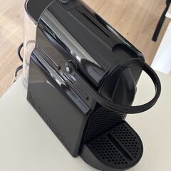 ネスプレッソ コーヒーメーカーの画像