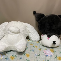 クロミちゃんとシナモンくんのぬいぐるみの画像