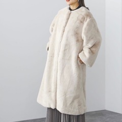 beams 
毛布みたいなコートです　かわいいですよの画像