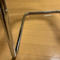 IKEA トービアス チェア 透明 椅子 クロムメッキ
の画像