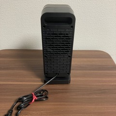 省エネ 小型セラミックファンヒーターの画像