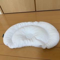 ベビー枕　抱っこクッションの画像